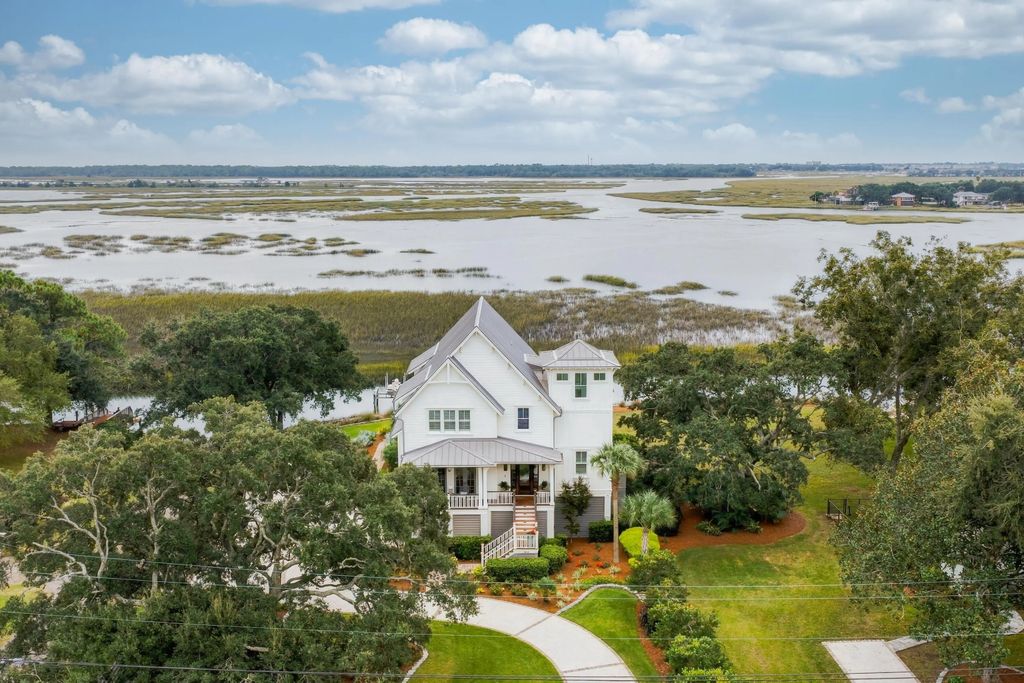 1403 Battalion Drive, Charleston