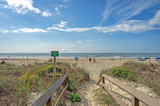 Photo of 1004 Ocean Boulevard 108, Isle of Palms SC