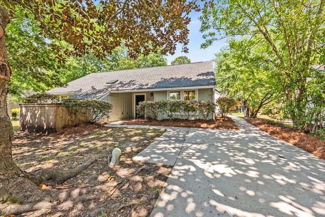 Photo of 1120 Daffodil Lane, Mount Pleasant SC