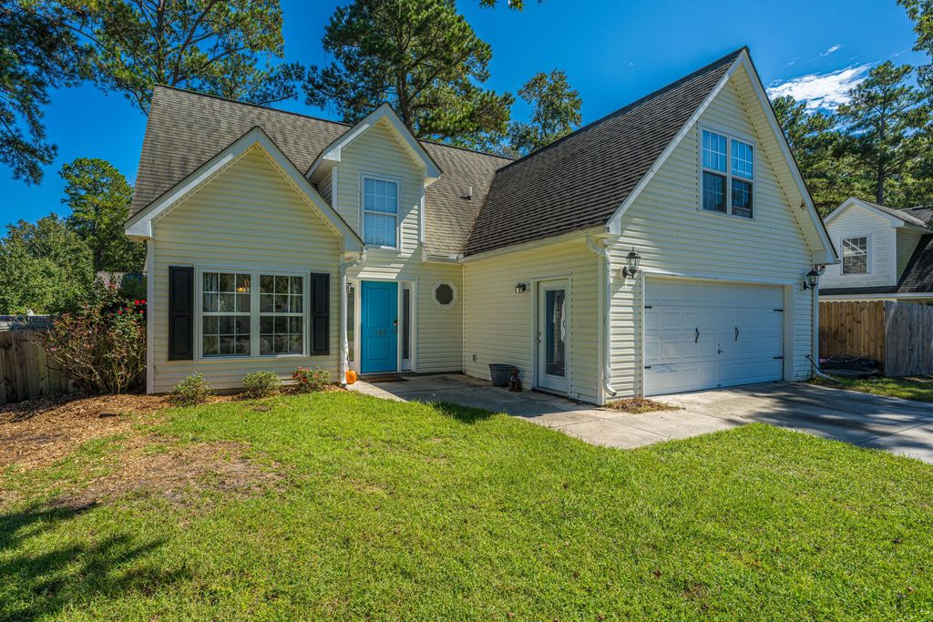 768 Bunkhouse Drive, Charleston