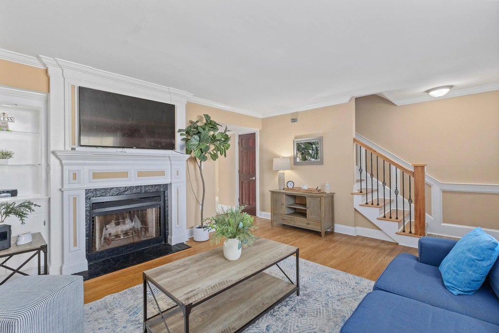 7837 Sandida Court, North Charleston