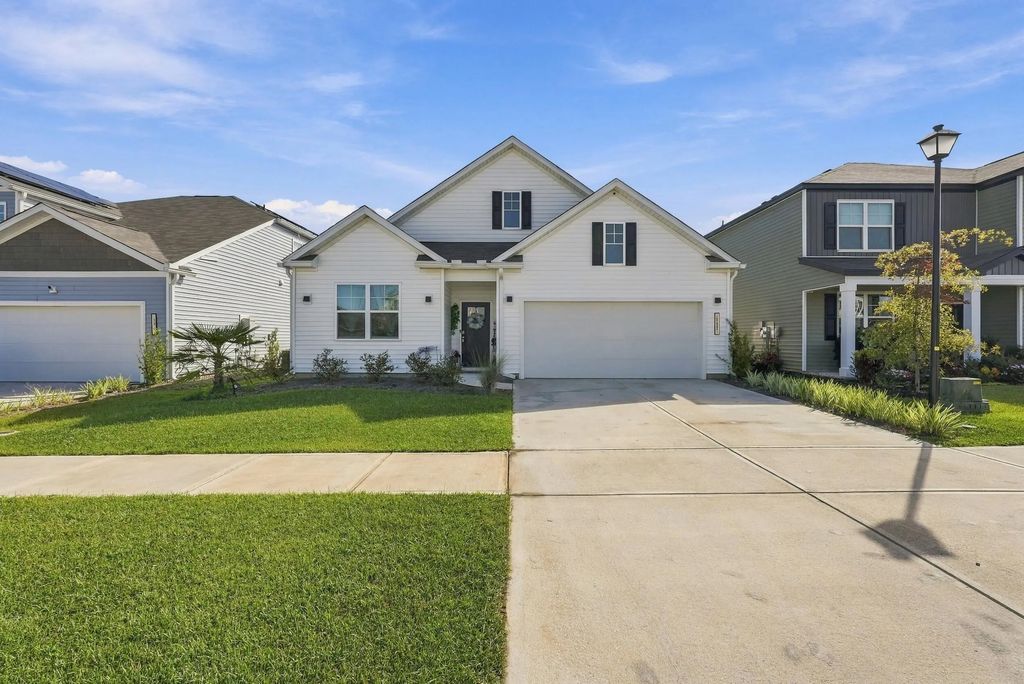 152 Carolina Grove Boulevard, Moncks Corner
