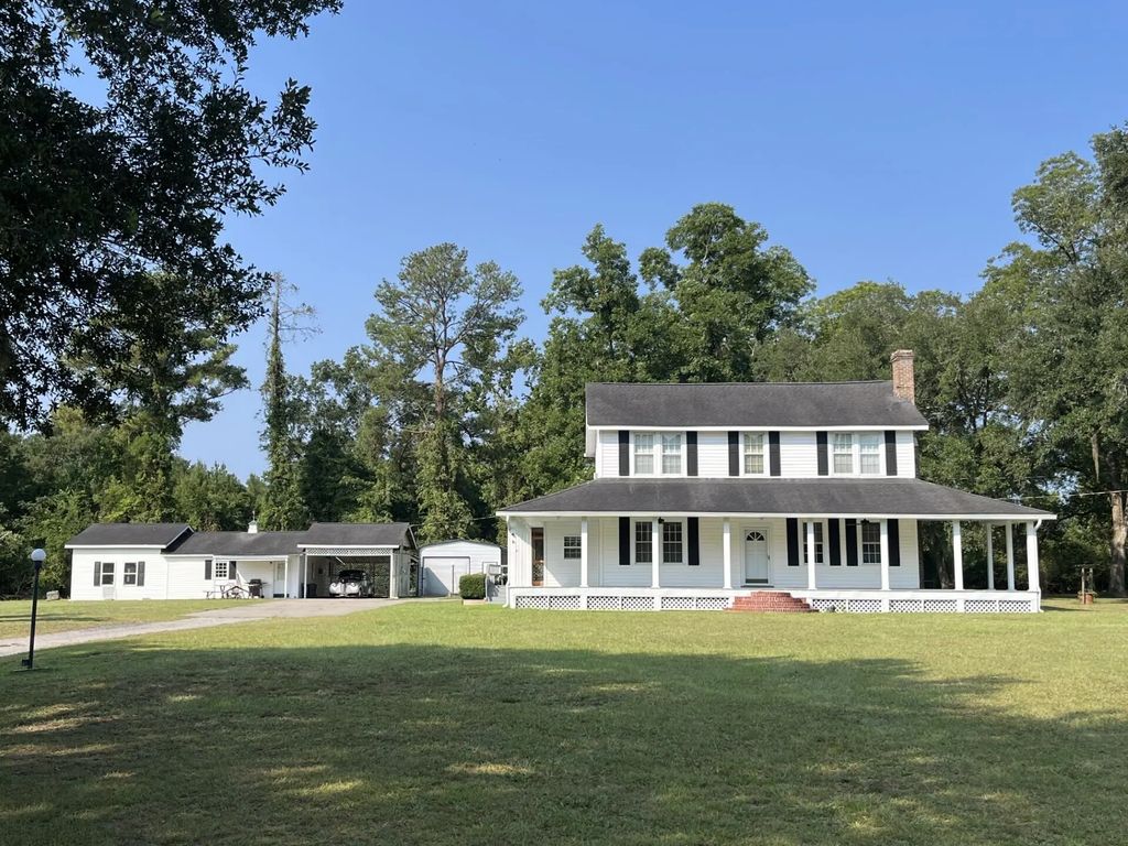 6068 Charleston Highway, Walterboro