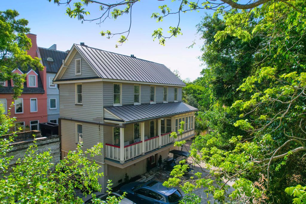 15 Judith Street Apt E, Charleston