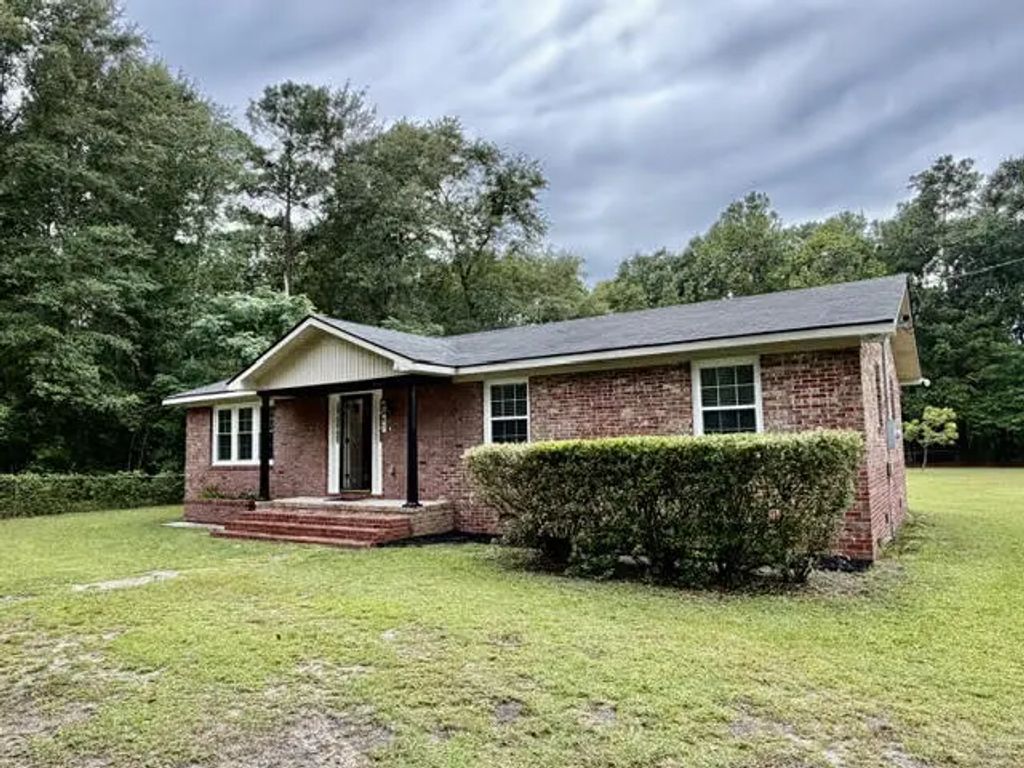 1597 Poplar Hill Drive, Cross