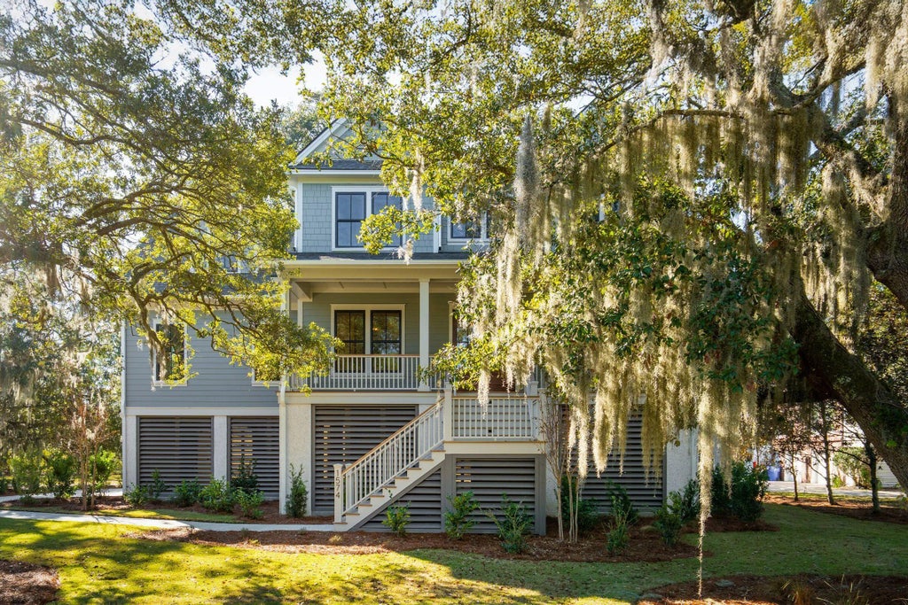 1574 Headquarters Plantation Drive, Johns Island
