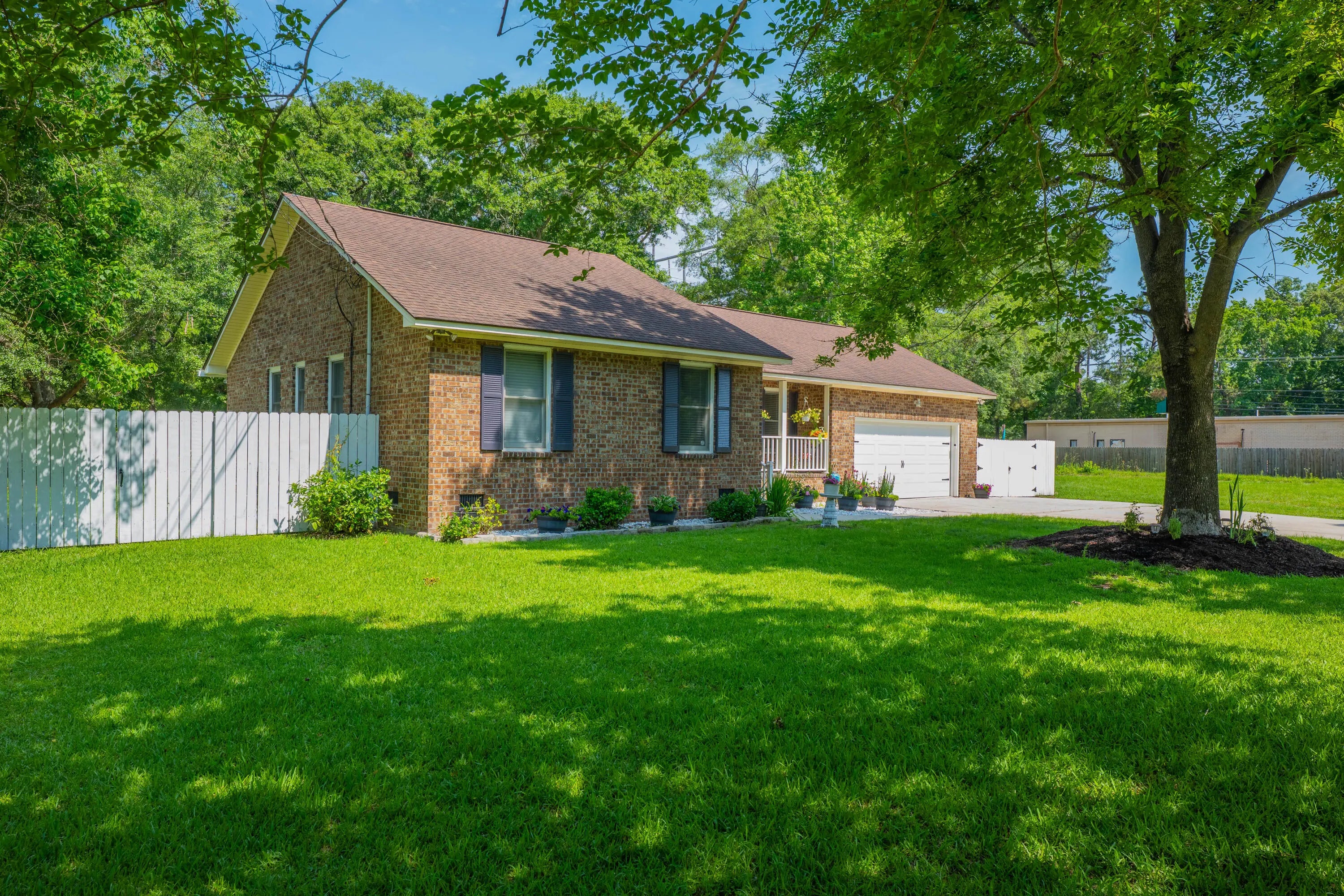 Photo of Listing #25013751