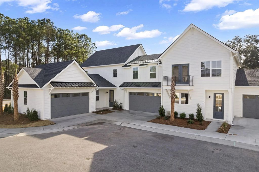 305 Livewell Court, Johns Island