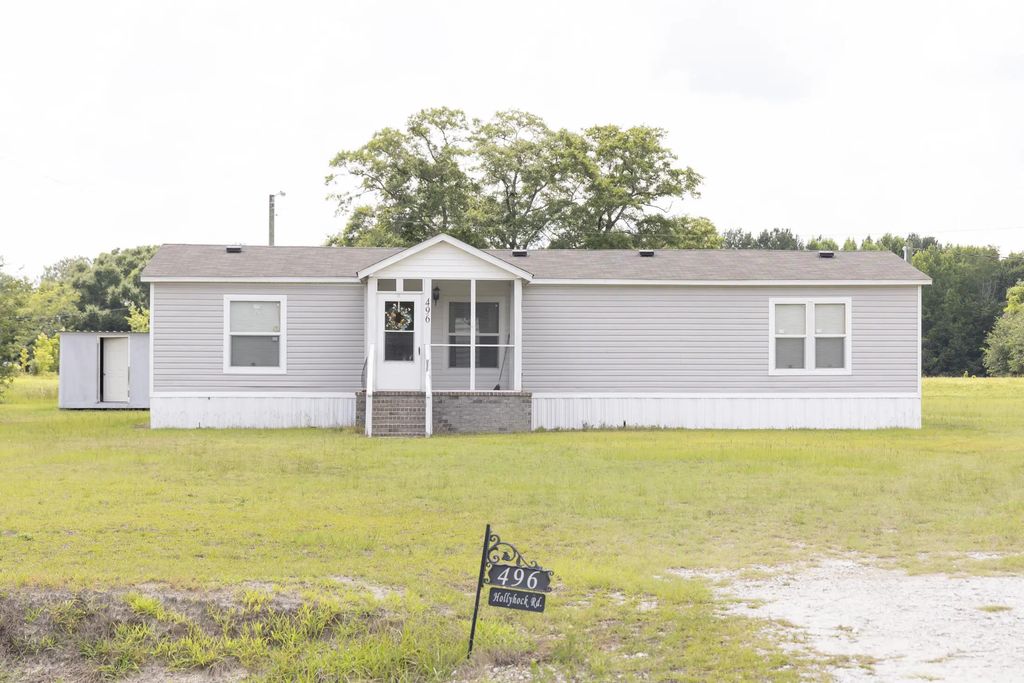 496 Hollyhock Road, Branchville
