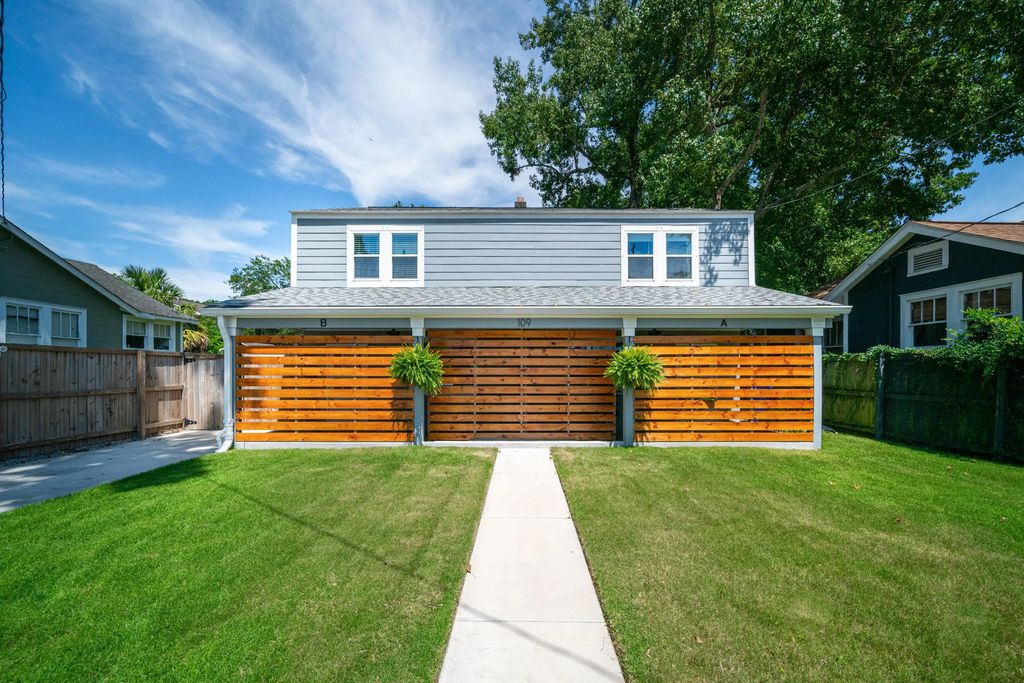 109 Magnolia Road A&b, Charleston
