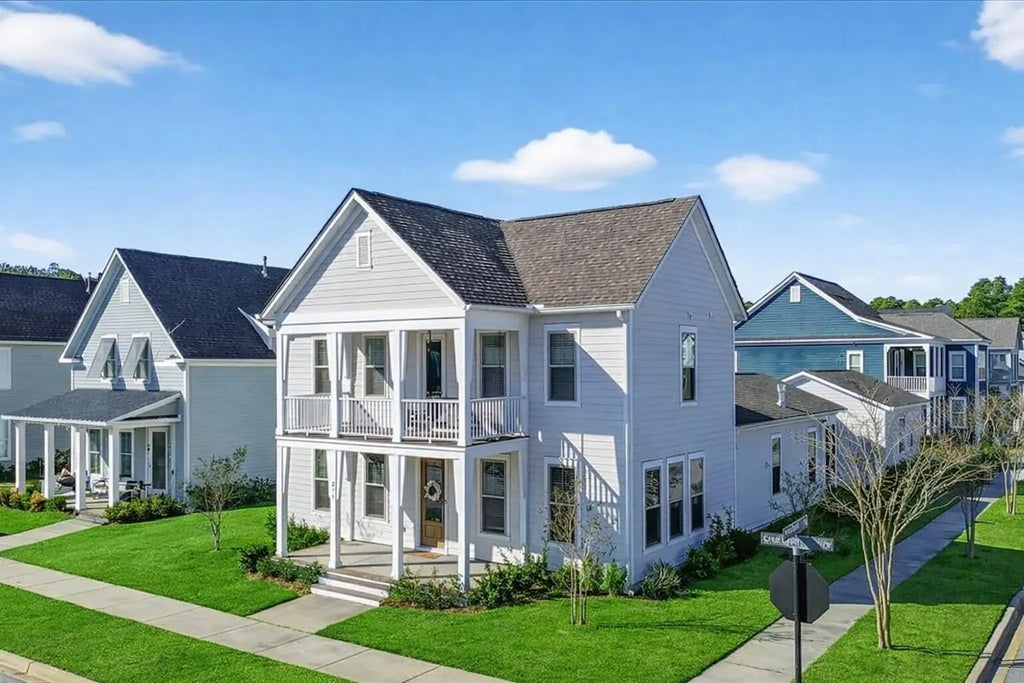 274 Great Lawn Drive, Summerville