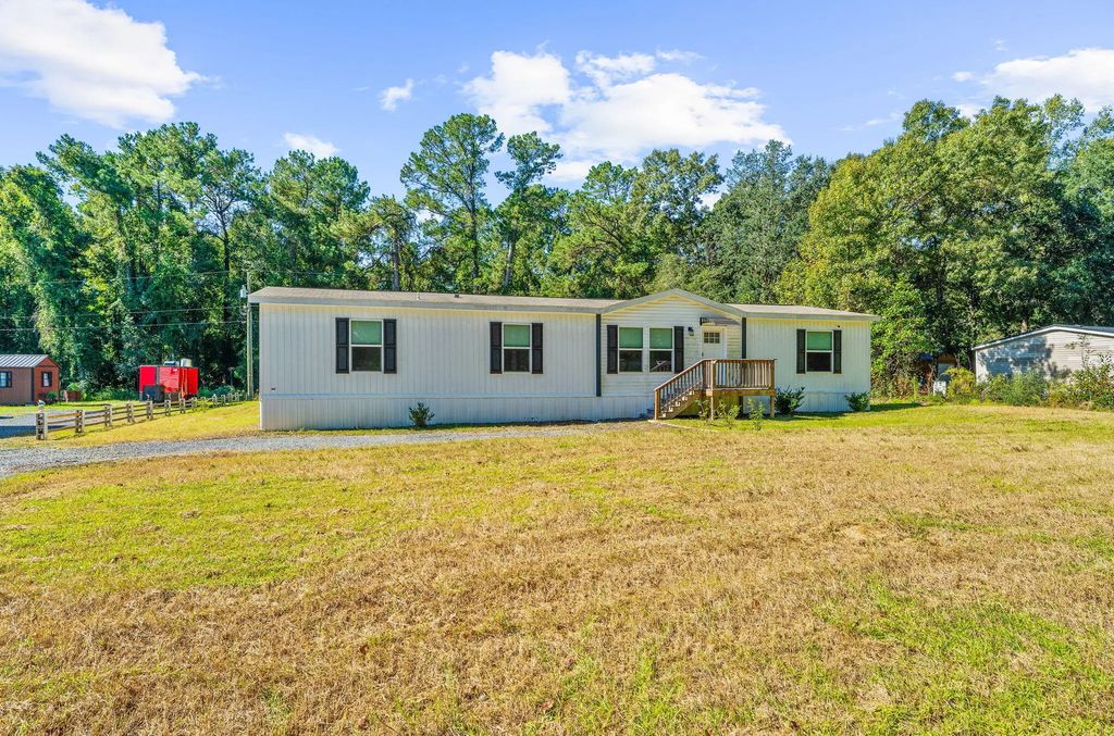 162 Acline Avenue, Saint Stephen