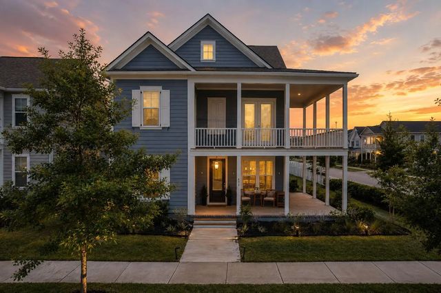 Photo of 670 Blueway Avenue, Summerville SC