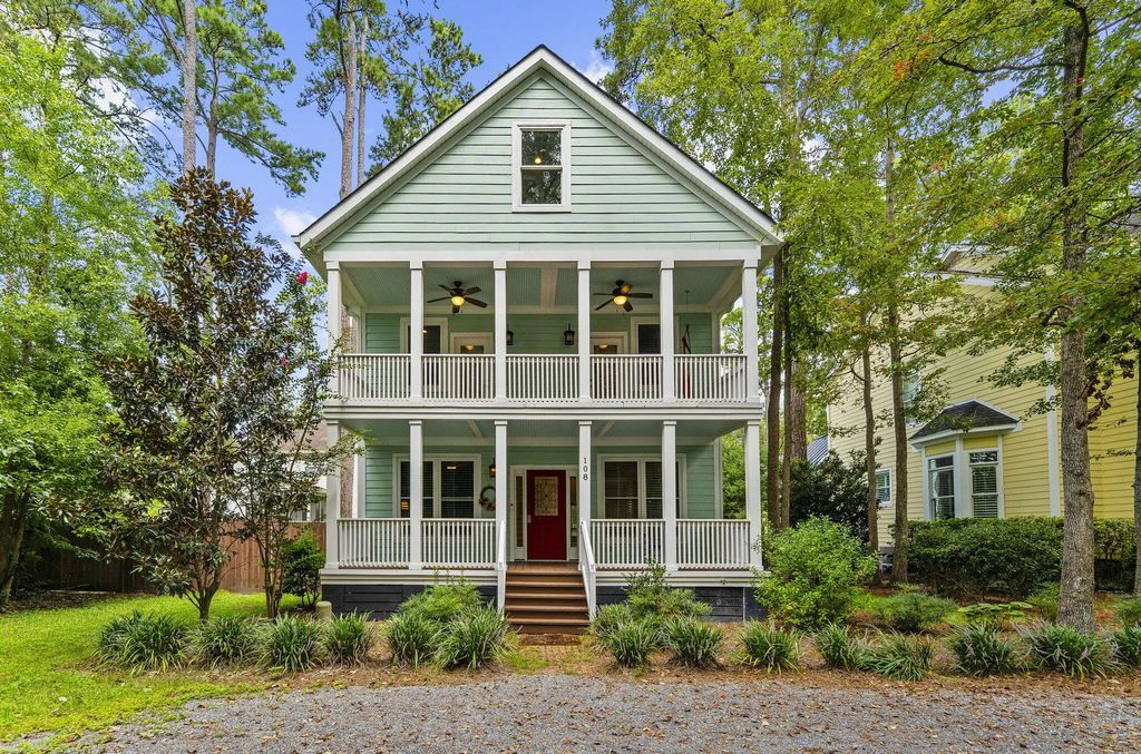 108 Lowndes Lane, Summerville
