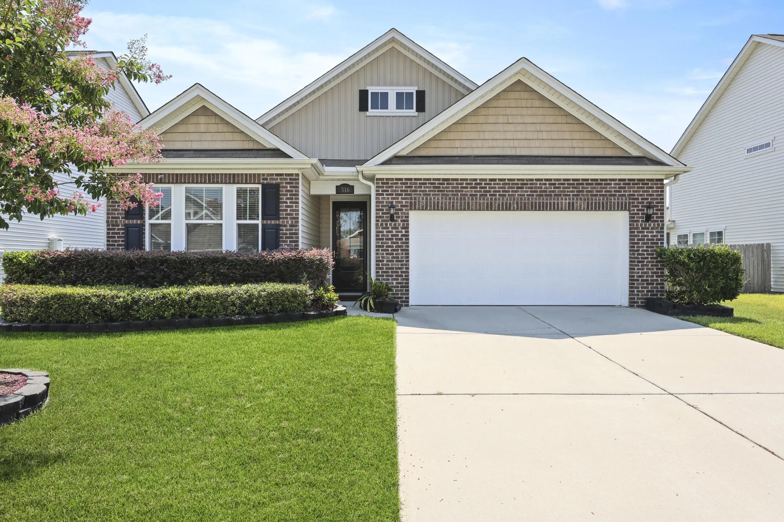 Photo of Listing #25017868