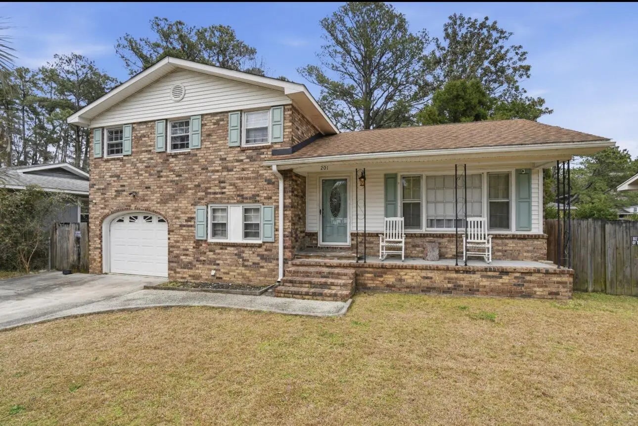 Photo of Listing #26000580