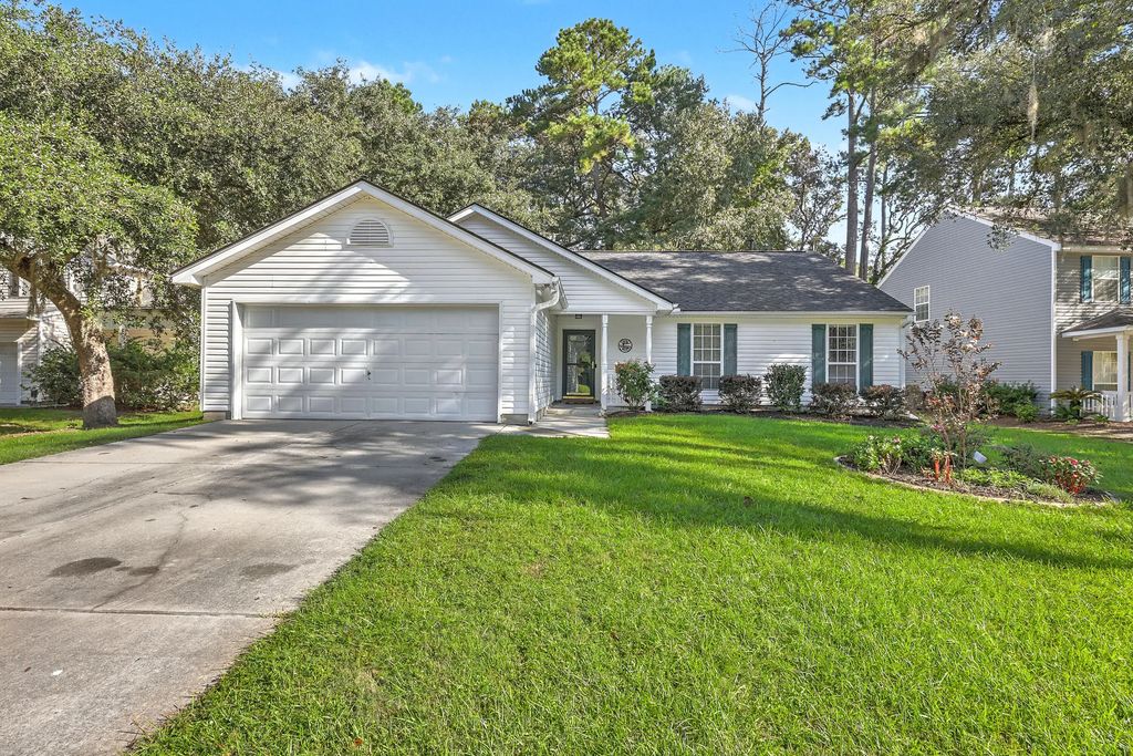 8656 Hickory Creek Lane, North Charleston