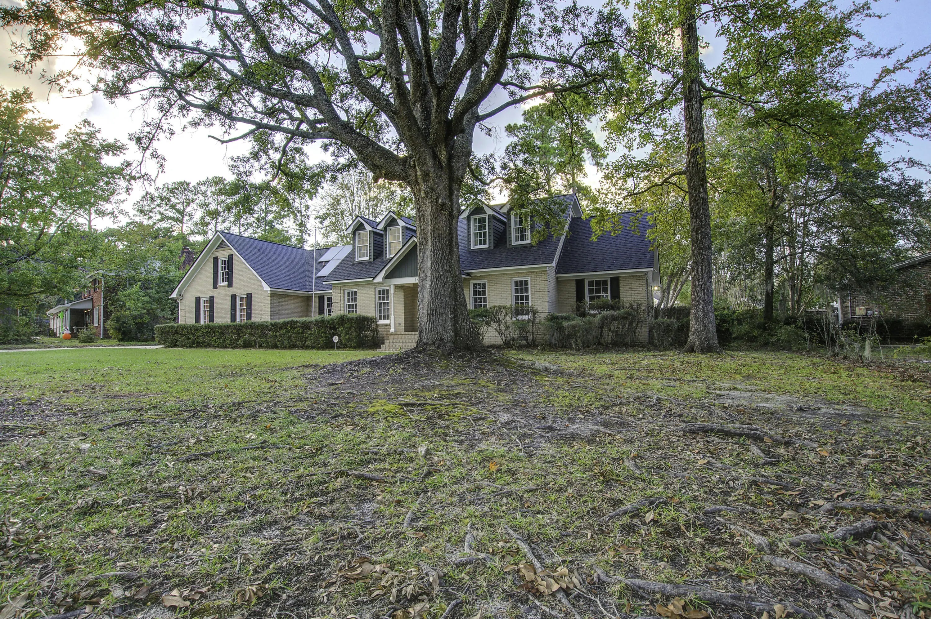 Photo of Listing #24029276