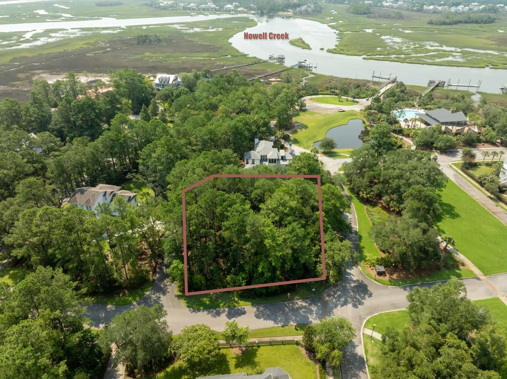 250 Grand Park Boulevard, Charleston