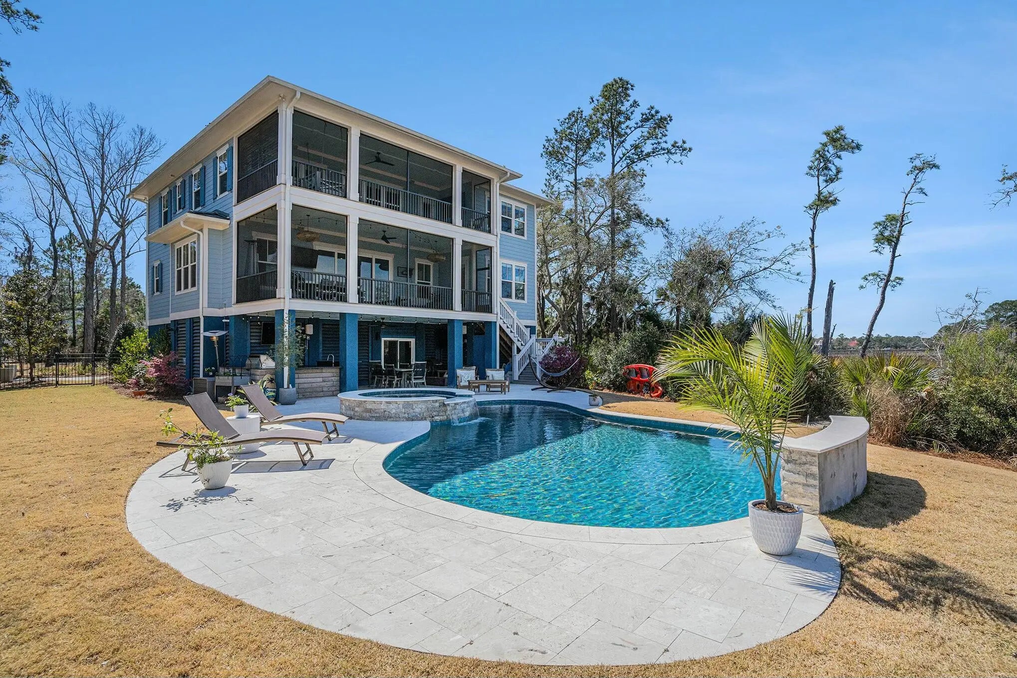 Photo of Listing #25006317