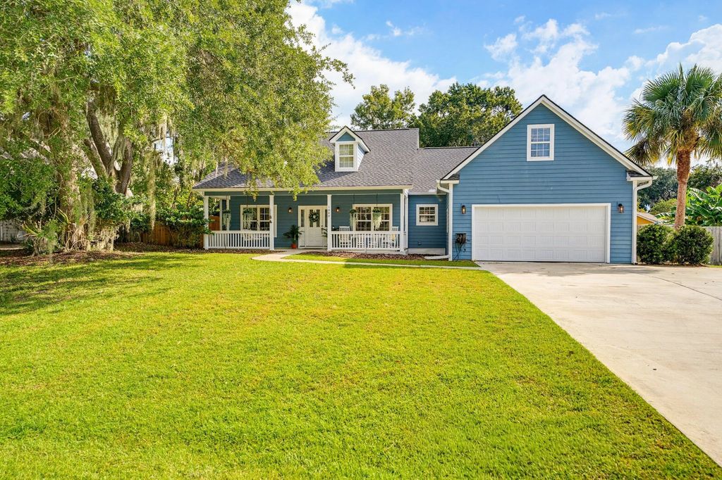 1040 Otter Circle, Beaufort