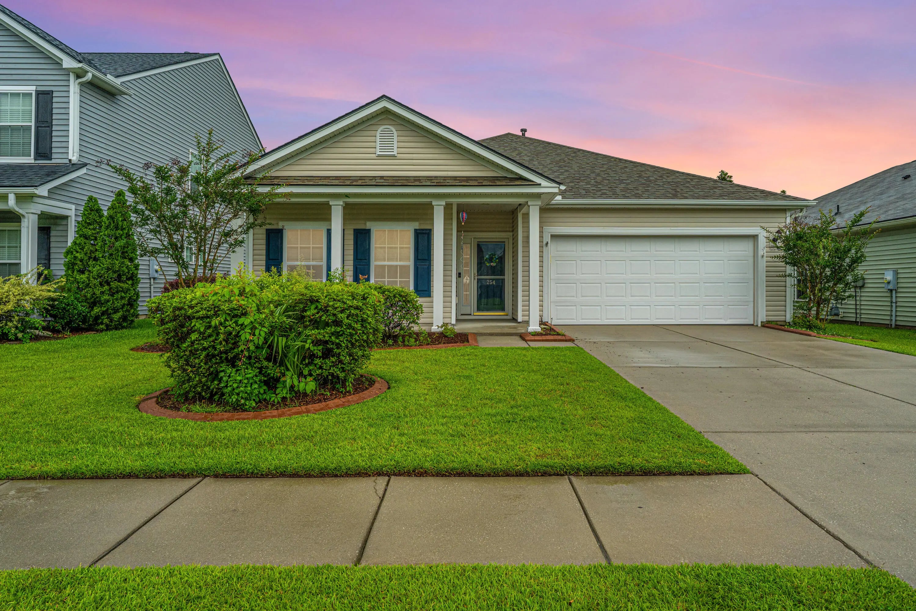 Photo of Listing #25015139