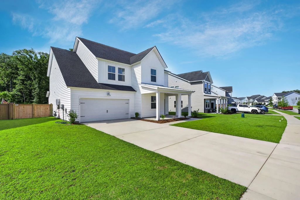 2066 Nola Run, Summerville
