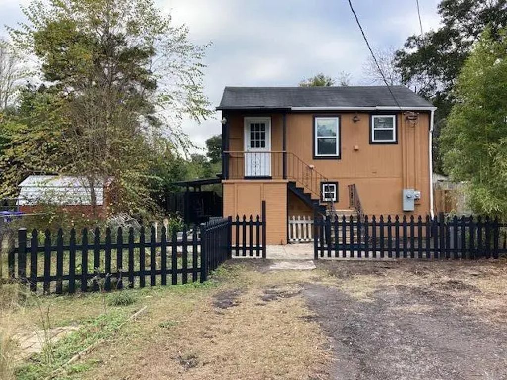 3176 Accabee Road C, North Charleston