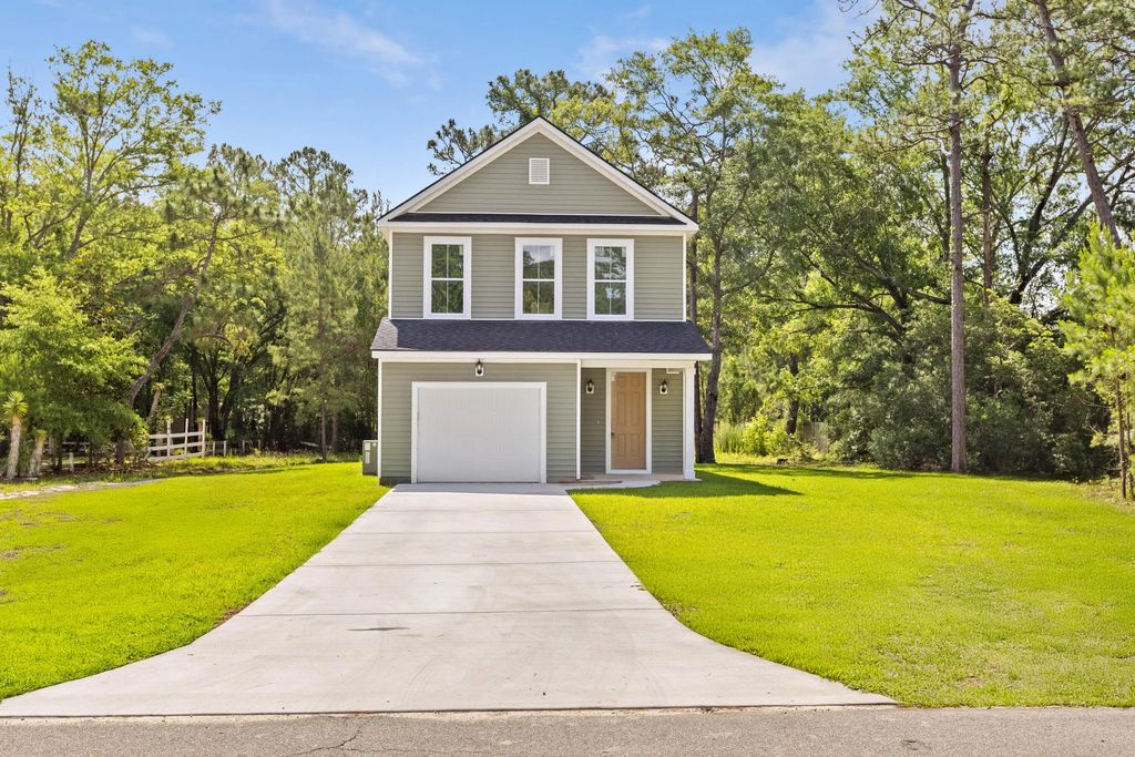 265 Pickens Street, Summerville