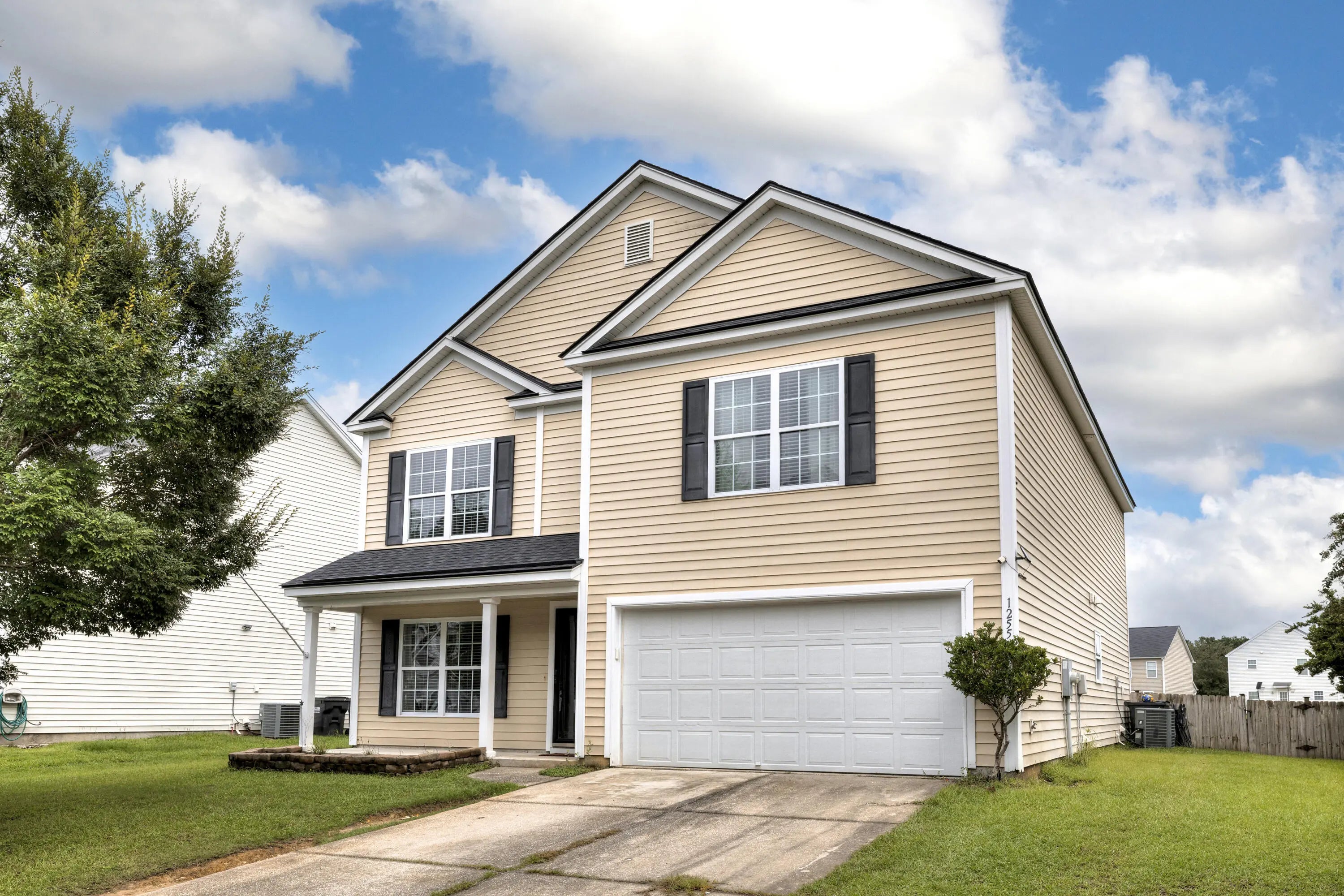 Photo of Listing #25023010