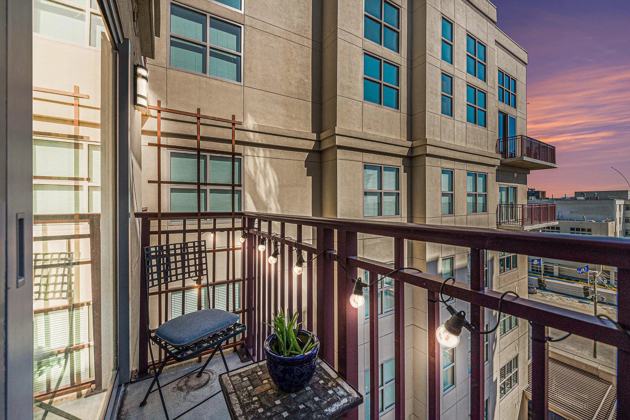 Photo of Listing #25005672