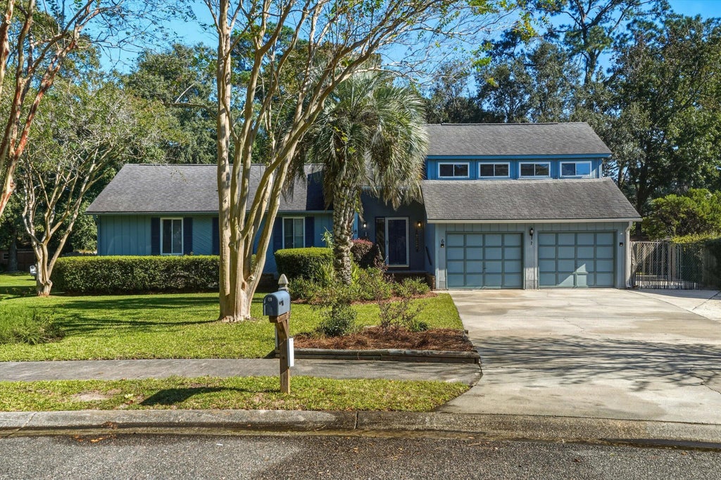 6 Captiva Row, Charleston