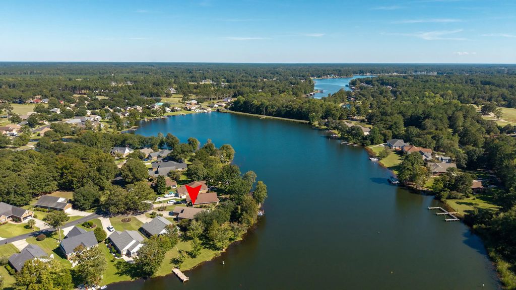 225 Ridge Lake Drive, Manning