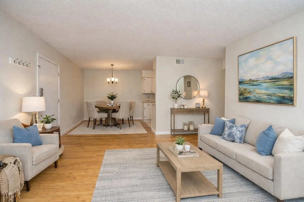 1402 Camp Road 5e, Charleston