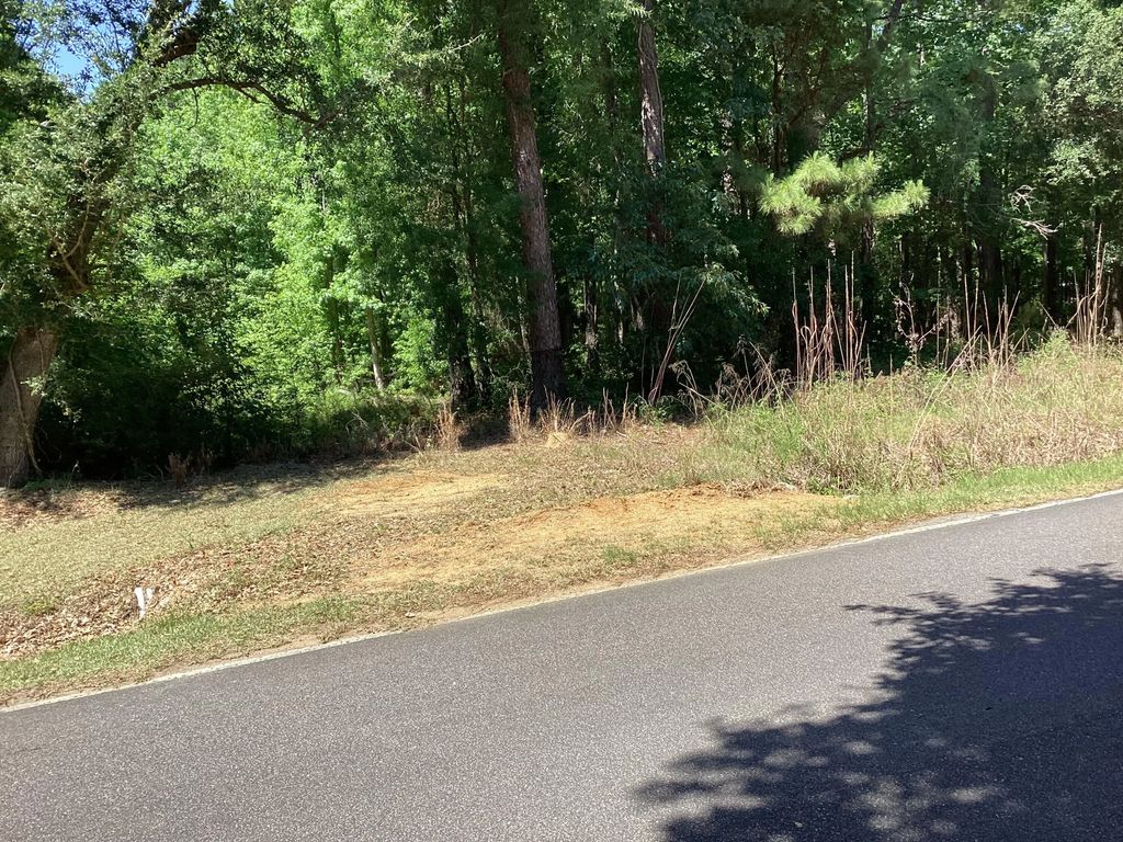 Umbria Road, Moncks Corner
