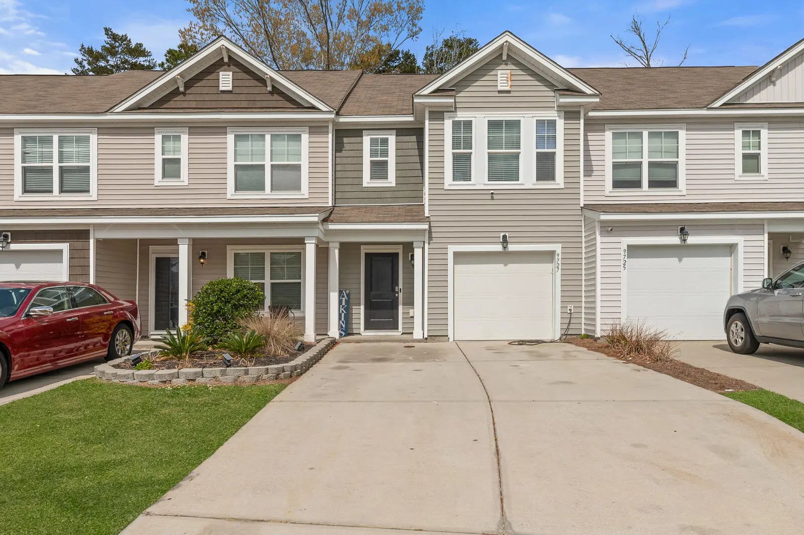 Photo of Listing #25009107