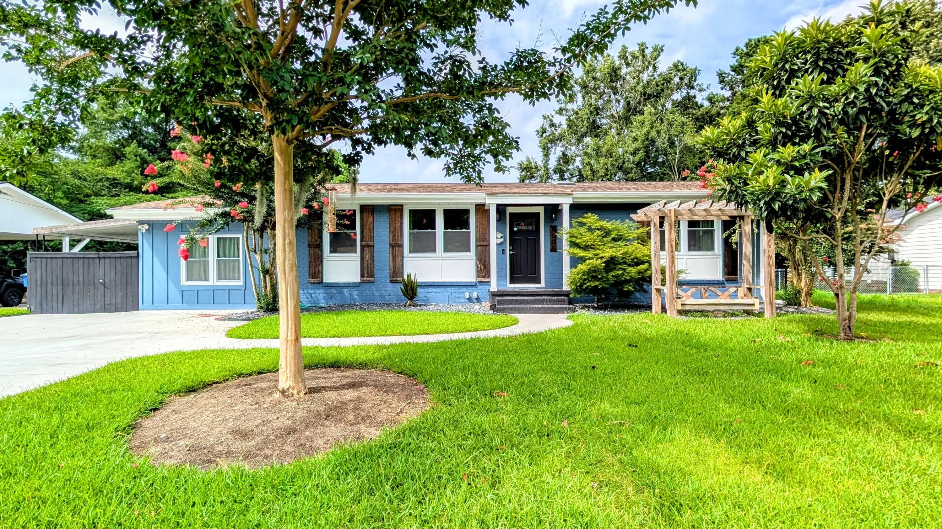 Photo of Listing #25016031