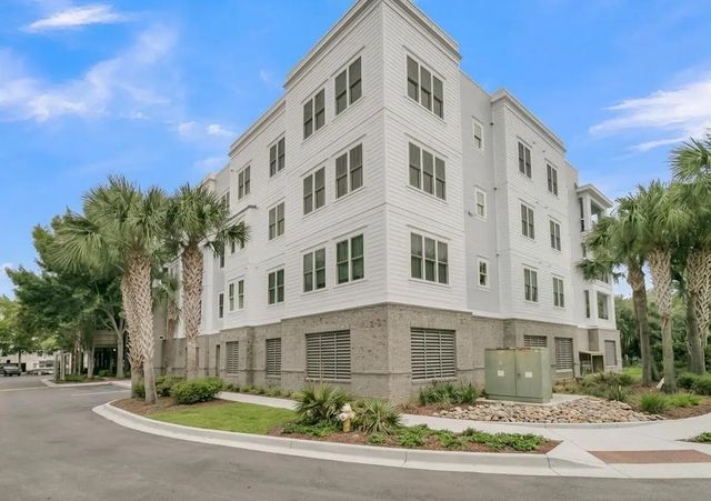 Photo of 200 River Landing Drive Unit 107H, Charleston SC