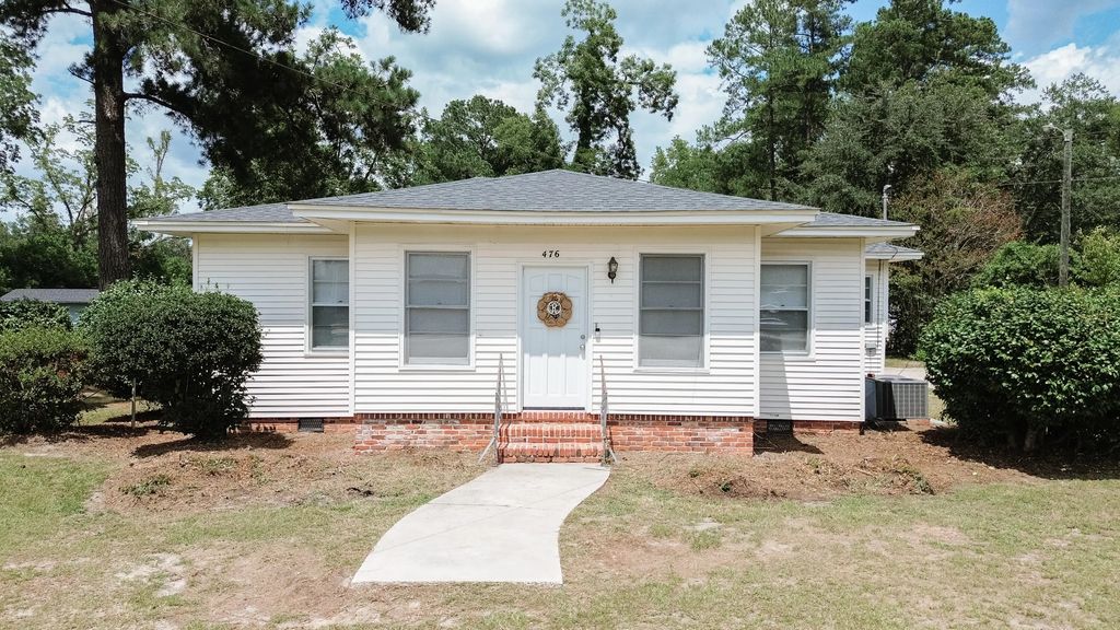 476 N Railroad Avenue, Brunson