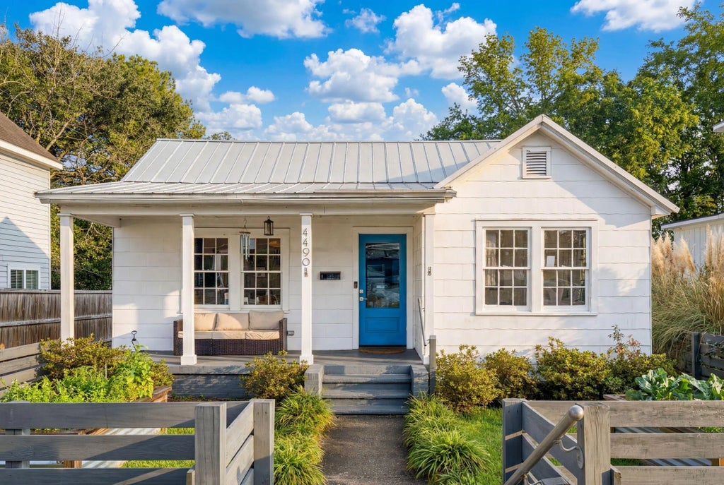 4490 Durant Avenue, North Charleston