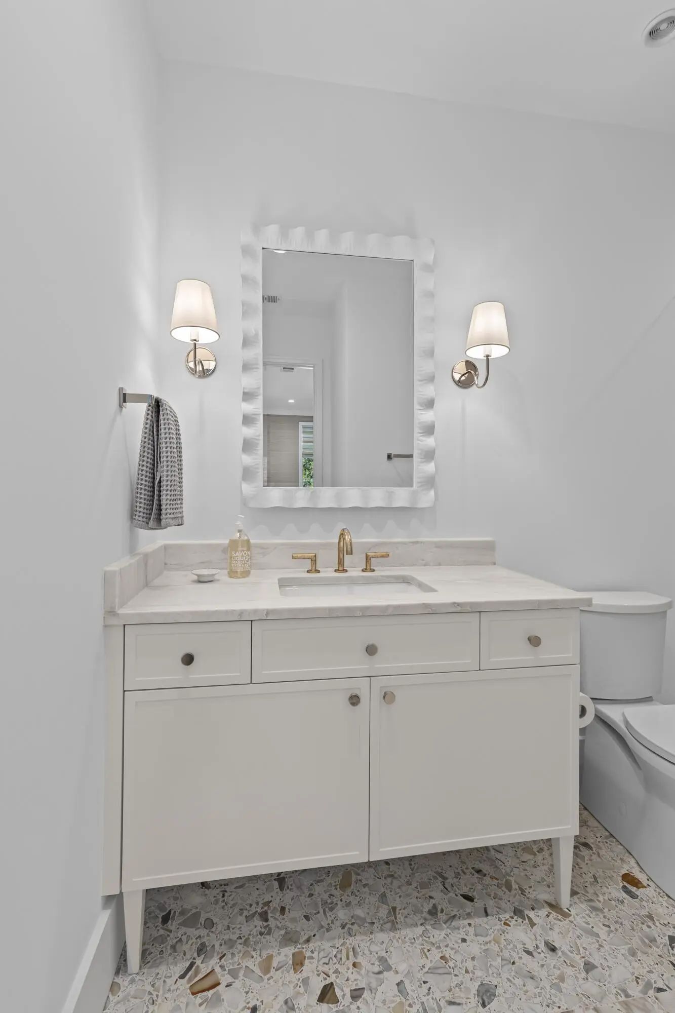 424 Wayfaring Point, Daniel Island, SC, 29492