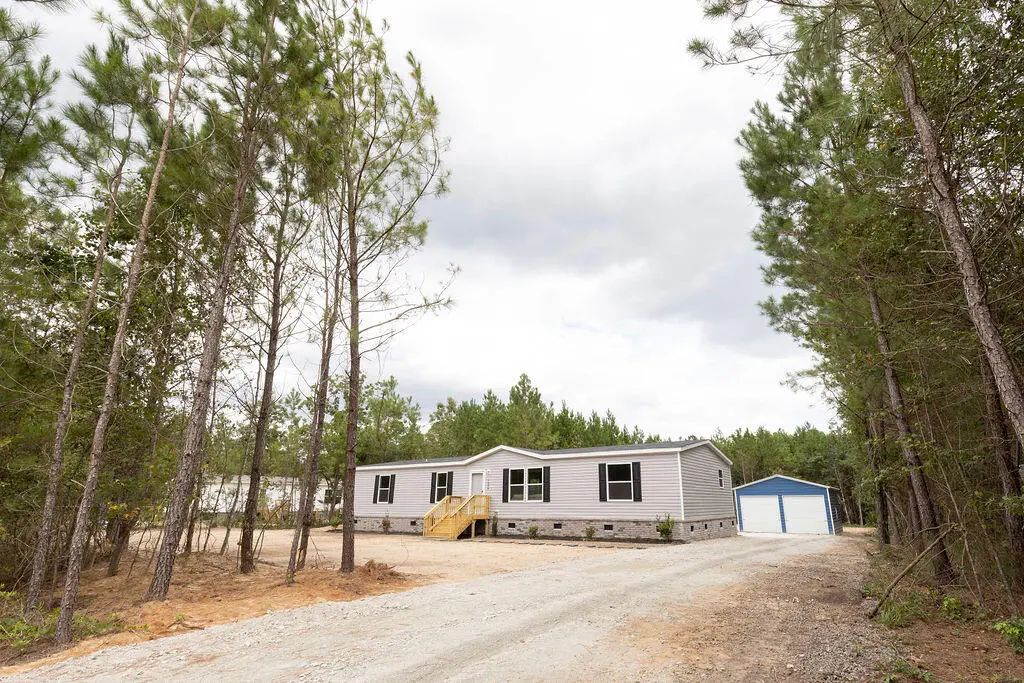 1006 Universal Circle, Saint Stephen