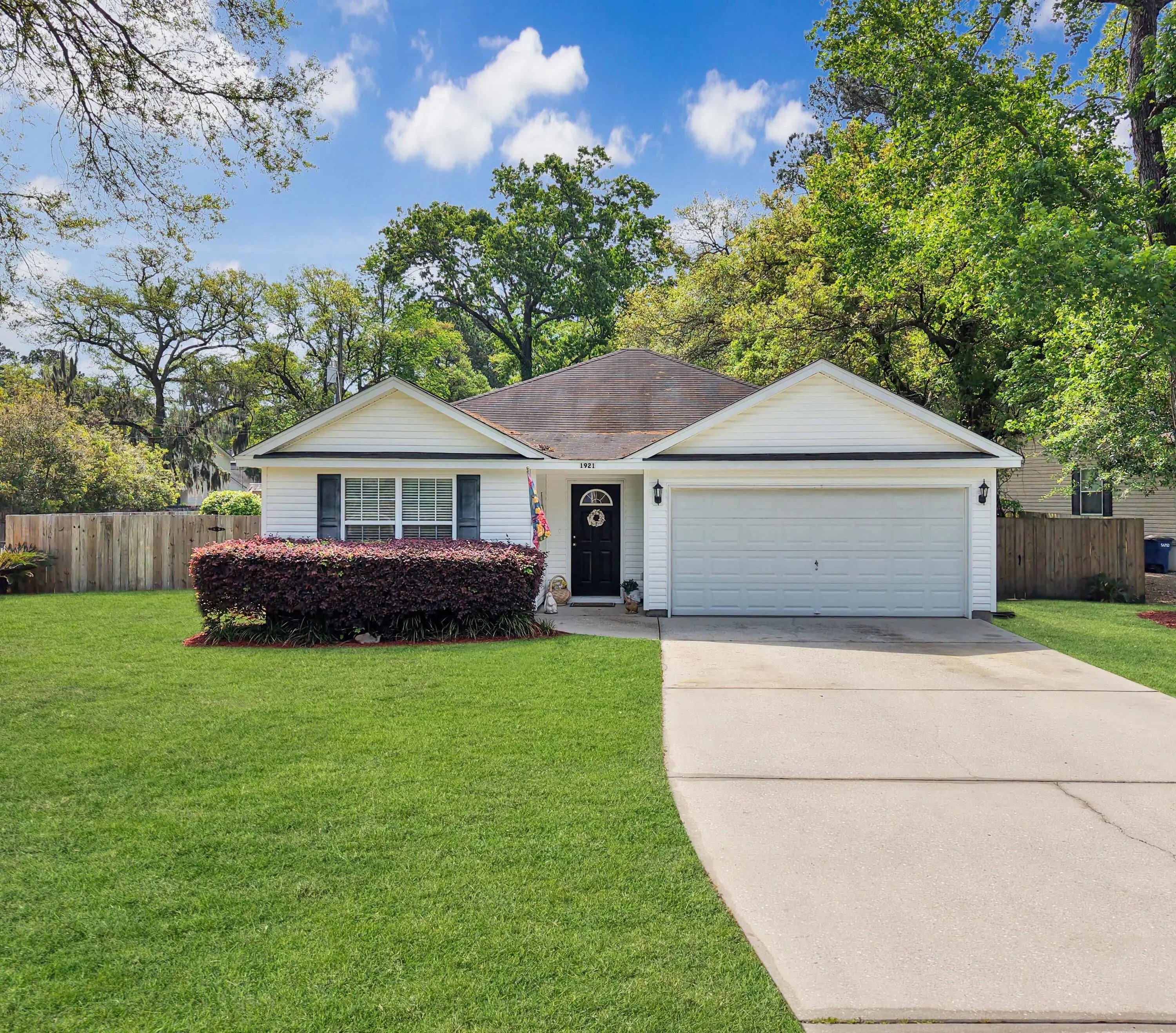 Photo of Listing #25010377