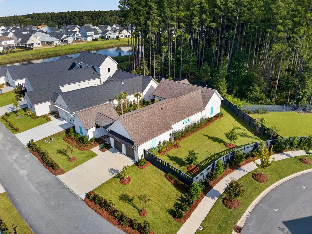 301 Calm Breeze Alley, Summerville