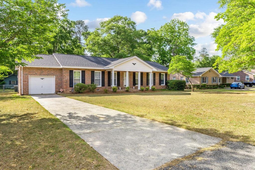 2753 Hillcrest Avenue, Orangeburg
