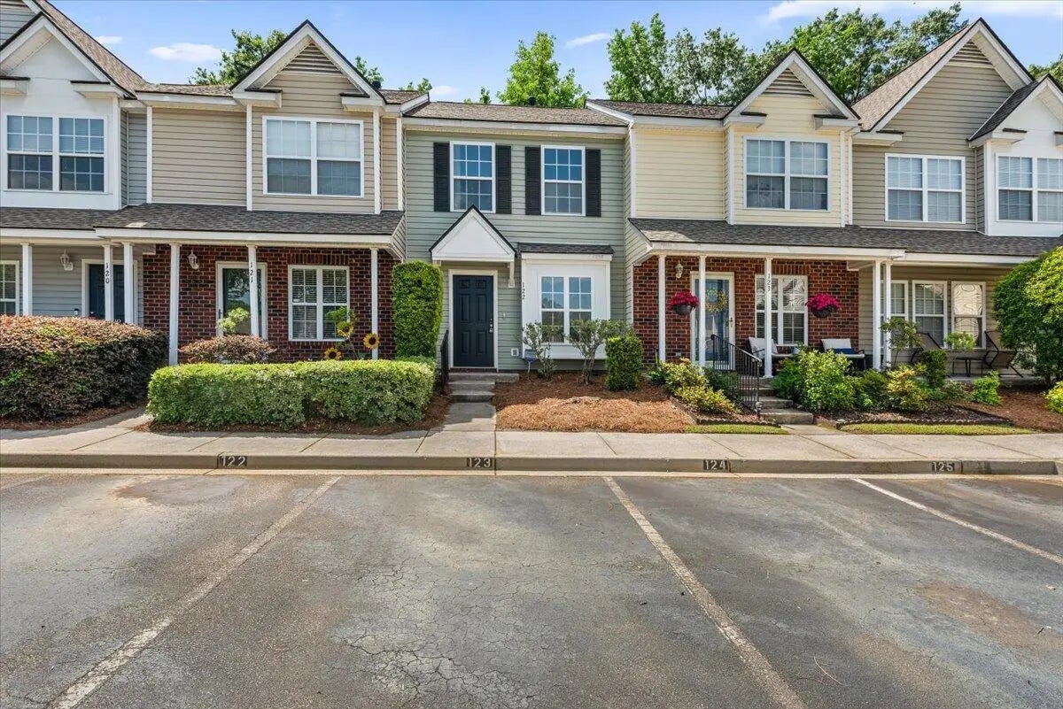 Photo of Listing #25011876