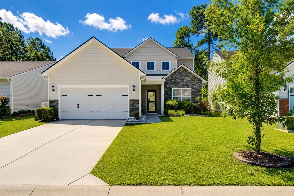 271 Decatur Drive, Summerville