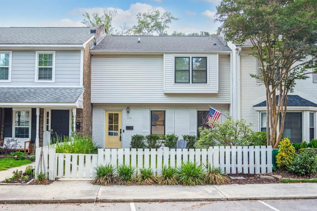 Photo of Listing #25015028