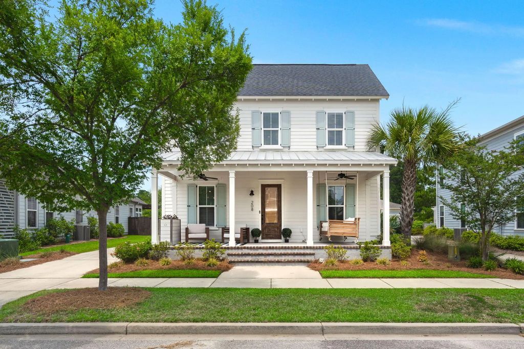 208 Oakbend Street, Summerville