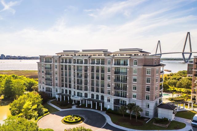 Photo of 234 S Plaza Court Unit 211, Mount Pleasant SC